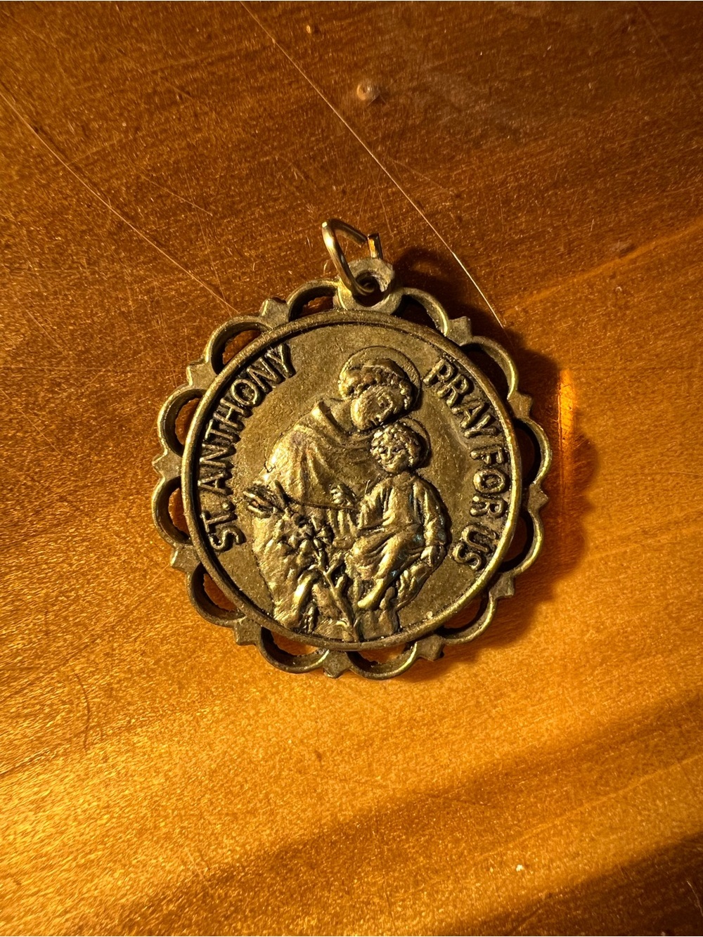 Vintage Gold St. Anthony Religious Medal pendant